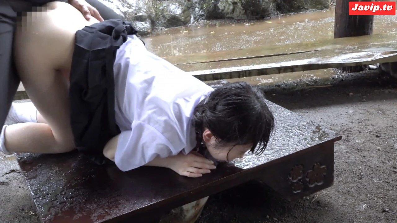 fc2ppv-4657966 - 貧乏家庭出身の18歳を野外で中出し　取り立てに応じなかったので20㎝の巨根で鉄拳制裁 - FC2PPV動画をオンラインで視聴 - jaVip