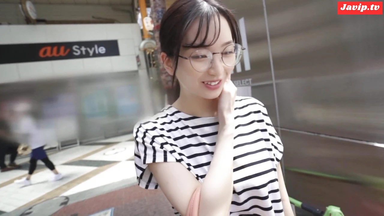 fc2ppv-4658390 - 幼馴染とゴールインしたHカップ人妻　旦那以外の肉棒初挿入→大量射精で二人目妊娠確定 - FC2PPV動画をオンラインで視聴 - jaVip