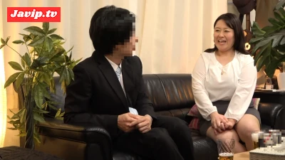 fc2ppv-4622490 - 本気になるおばさん。「からかうのはやめて」と最初は笑っていたけど、リアルにSEX突入の気配\!?　その2