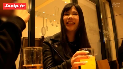 fc2ppv-4664460 - 【訳アリ人妻ナンパ】「少しだけなら…」新宿の街で、ヤレそうなマ〇コを一本釣り！まさかまさかの一夜の過ちで妊娠確定？！【2/4】