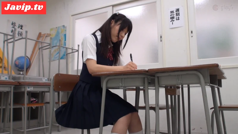 fc2ppv-4664975 - PR.声出したらバレちゃう…でも…あそこが熱くて我慢できない！純白の下着の下に秘められたﾇﾚﾇﾚの蜜壺！　その1 - FC2PPV動画をオンラインで視聴 - jaVip