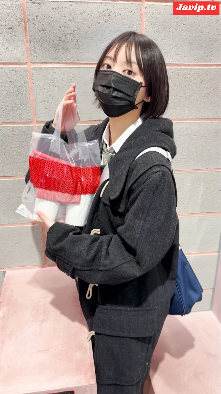 fc2ppv-4668226 - 【某有名アイドルグループ】ファン人気一番の黒髪ボーイッシュの１８歳。現職アイドルを無茶苦茶にハメ倒した高画質超貴重映像。数回に渡る中出し。高画質4K特典付き。※初回のみ先着で特別ver用意 - FC2PPV動画をオンラインで視聴 - jaVip