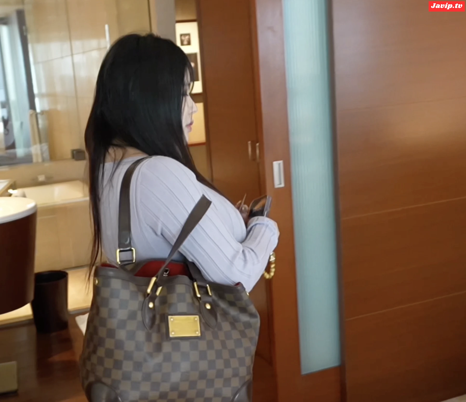 fc2ppv-4670104 - I-CUP爆乳AV女優・葉月美音のエロすぎるリゾート旅行記 第1章 - FC2PPV動画をオンラインで視聴 - jaVip