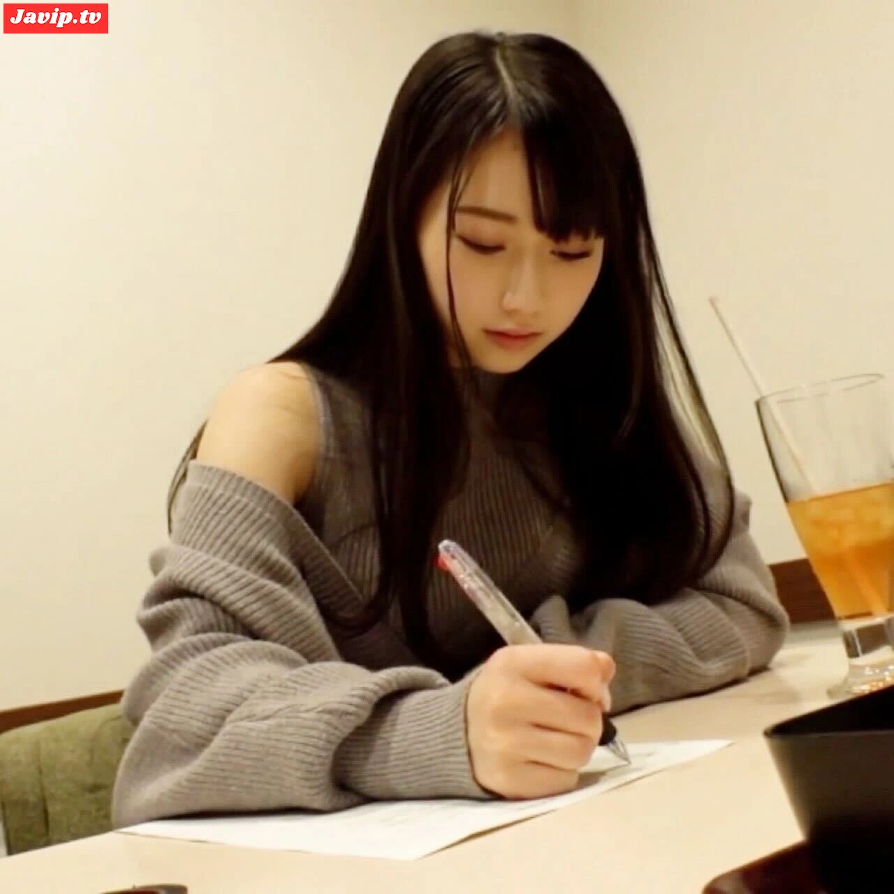 fc2ppv-4670393 - 【衝撃NTR】誰もが認めるSSS級美女が覚悟の種付け契約締結　彼氏の横で中出しされてビクつく姿を収めた衝撃映像 - FC2PPV動画をオンラインで視聴 - jaVip