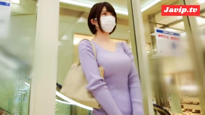 fc2ppv-4670257 - 高身長173cmドスケベJカップ人妻Aさん(23\)。激しすぎるピストンと中出しに興奮してアヘ顔でイキまくる。※早期終了