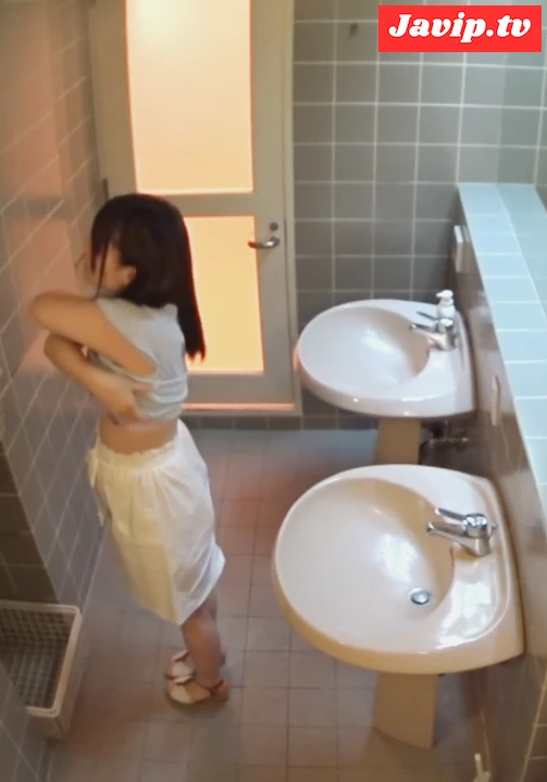 fc2ppv-4629888 - 【アイドル個撮】地方の本物地下アイドル18歳。都内イベント当日、夜にホテルで生中出し。 - FC2PPV動画をオンラインで視聴 - jaVip