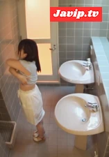 fc2ppv-4629888 - 【アイドル個撮】地方の本物地下アイドル18歳。都内イベント当日、夜にホテルで生中出し。