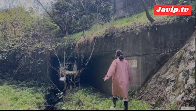 fc2ppv-4671351 - 高速道路のトンネルで野外露出オナニー