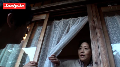 fc2ppv-4676520 - M915G10 田舎の普通おばちゃんがAV出演したいと応募！50代後半とは思えないエロボディに中出し性交！