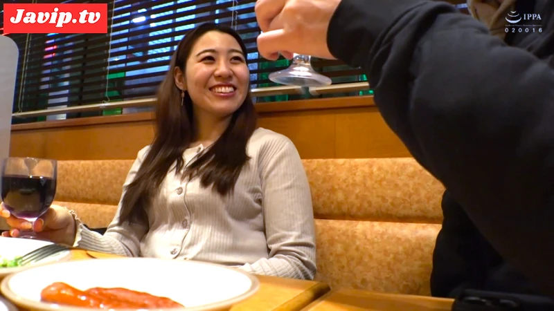 fc2ppv-4679450 - 人妻潮吹き伝説！街中で見かけた美人な人妻をナンパして吹かせまくれ！ｗｗ[４] - FC2PPV動画をオンラインで視聴 - jaVip