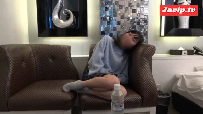 fc2ppv-4684745 - 【ハメ撮り】スレンダーボディの黒髪美女。ウブマンコをイタズラすると、愛液ダダ漏れで大絶頂しまくりです。