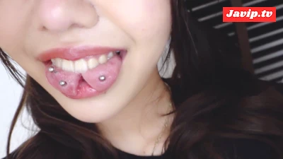 fc2ppv-4685547 - 【スプリットタン】知人経由で知り合った日米ハーフ２０歳大学.生　実は生の方が好きな彼女と種子違い２回戦中出しハメ撮り ※特典あり 別送