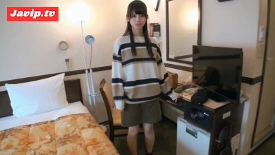fc2ppv-4687223 - 【純陰受精録】オナニーすらしたことがない高身長陰キャ18歳。初経したばかりの胎壺が精子で膨れるまで。