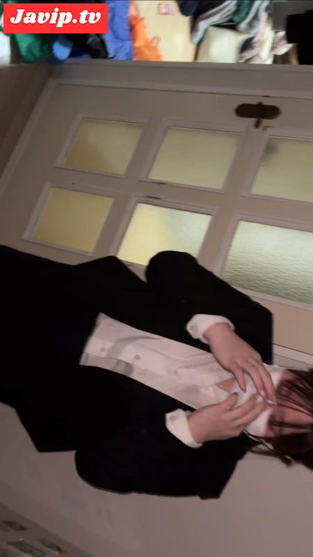 fc2ppv-4633708 - 超おすすめ！ガチリアル！仕事帰りのOLの自宅に凸ってフェラ返済させてたら、やりたくなったらしくやっちゃったら勢いで中出しまでしちゃった - FC2PPV動画をオンラインで視聴 - jaVip