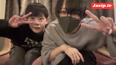 fc2ppv-4631650 - ハメ撮り中に電話かかってきても続けちゃう変態DD