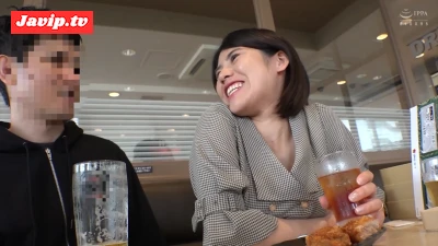 fc2ppv-4622526 - 都心の妻はエロかった。池袋妻。東京の路上で人妻をナンパしてみた！！IN池袋　その2