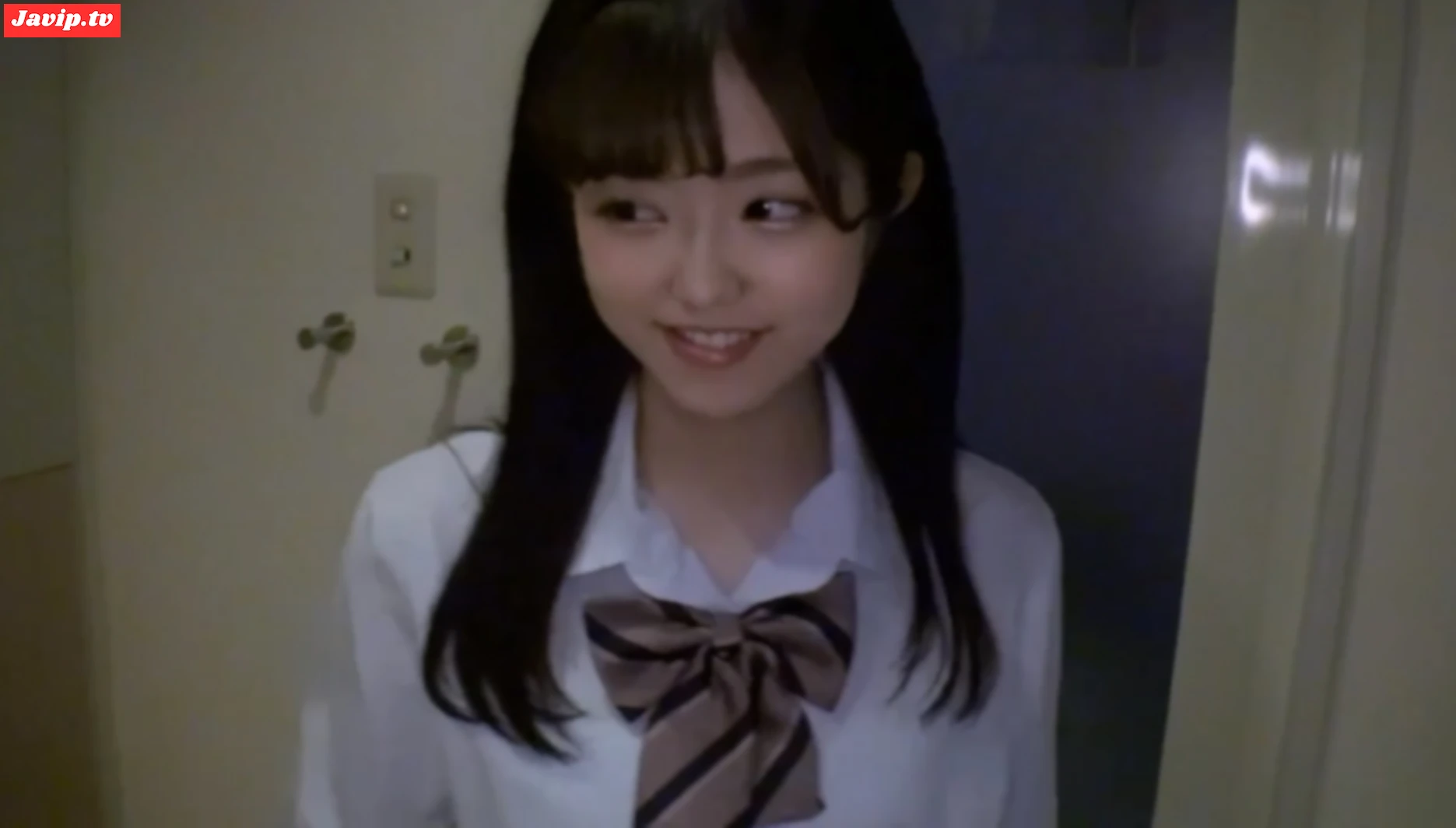 fc2ppv-4639311 - 141cmチア18歳。上目遣いが可愛い小柄で華奢な体をガン突き。小さく狭い膣から溢れ出る程の中出し。 - FC2PPV動画をオンラインで視聴 - jaVip