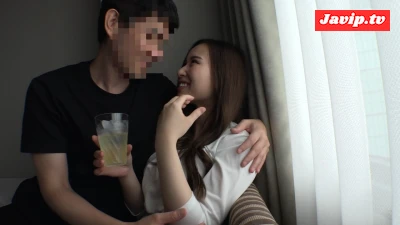 fc2ppv-4652623 - イヤらしく誘っている人妻をナンパしてみた。まんざらでもない様子でくぱぁと開脚する淫乱妻に大興奮　8